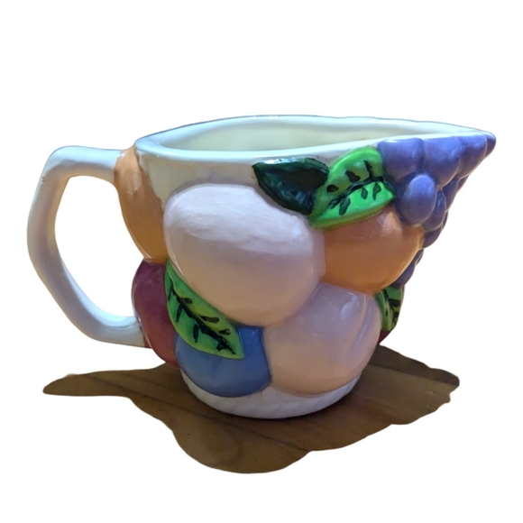 Diane Levesque| Vintage 1970s/80s 3D Fruit Glazed Ceramic Sugar & Creamer Set - Picture 10 of 12